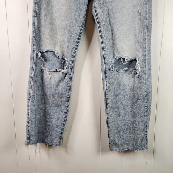 Silver Jeans Highly Desirable Straight Leg Jeans Light Womens Size 26 High Rise - Picture 3 of 10